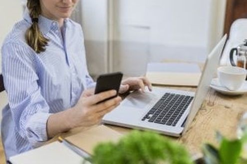 SIRO - NEWS - L'e-commerce vola, ma quasi otto Pmi su dieci non vendono online